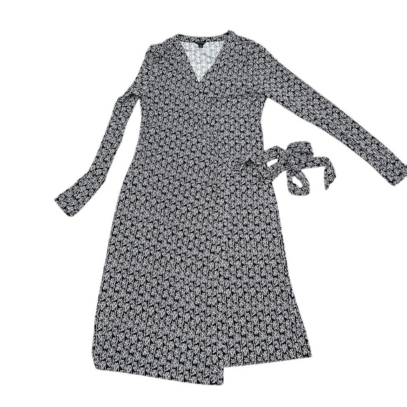 Ann taylor jersey knit navy blue and White leaf print Wrap Dress size 12T - Picture 8 of 10